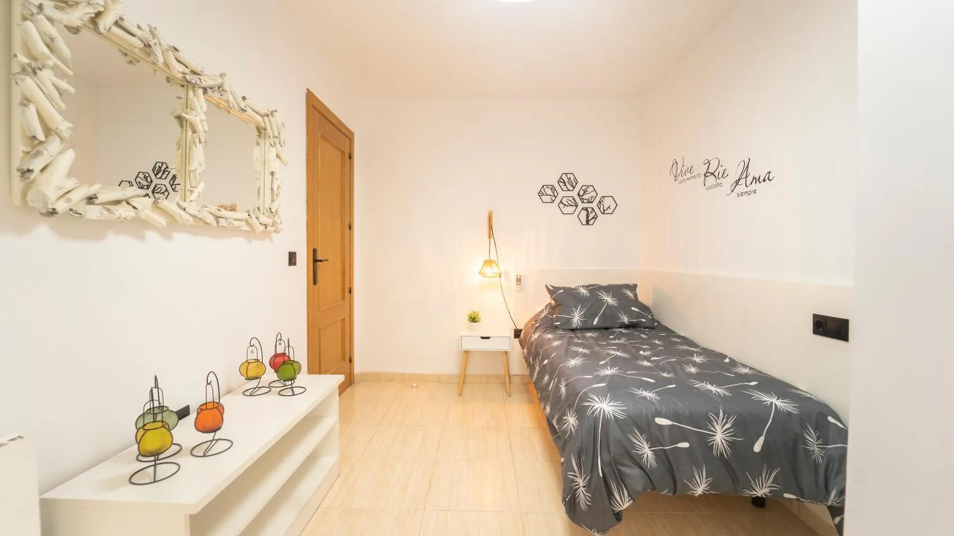 H&H Suite Granada Apartament Armilla 0*,  Spain